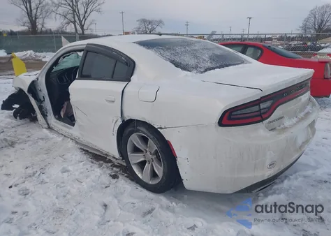 2016 Dodge Charger Sxt z USA, uszkodzony, nr VIN 2C3CDXHG0GH120659